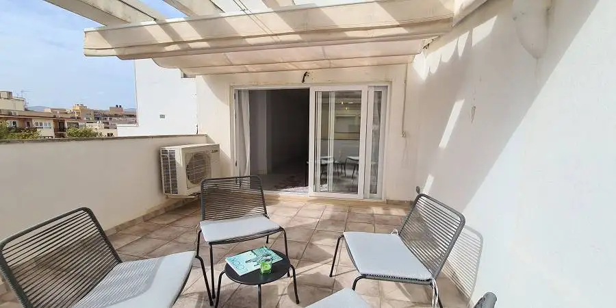 Penthouse with 2 bedroom and sunny terrace Palma de Mallorca