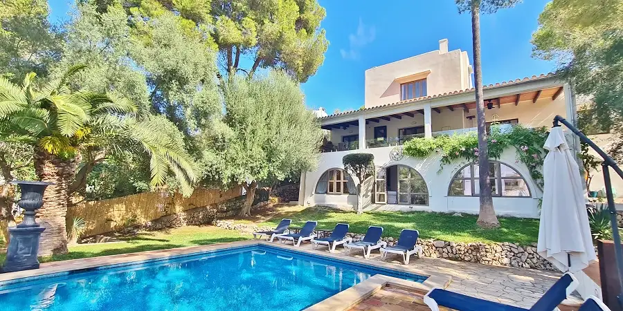 Stunning Elegant Villa by the Beach in Cala D Or, Mallorca 