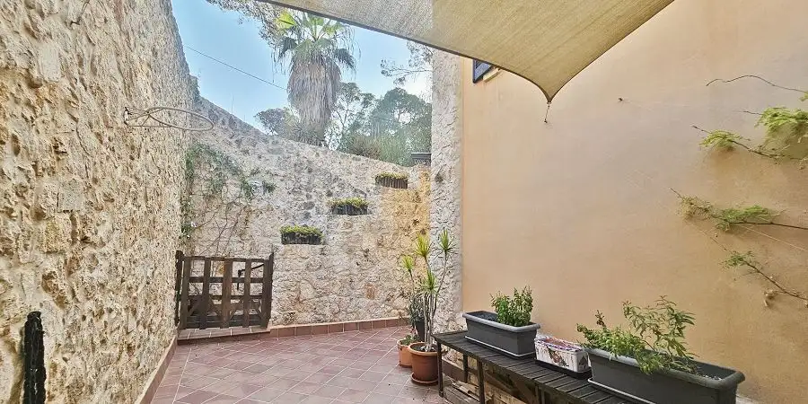 Semi-detached three bedroom town house with garage in Cala Figuera 