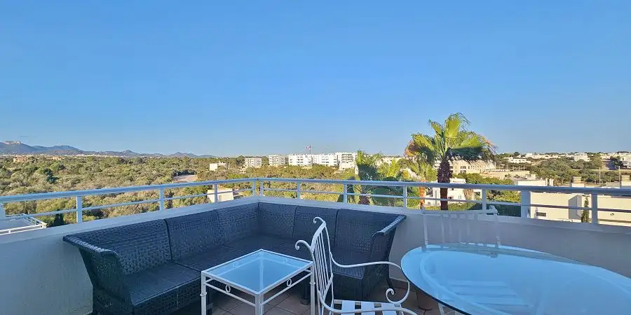 Cala D'or penthouse by the marina with tourist licence. 