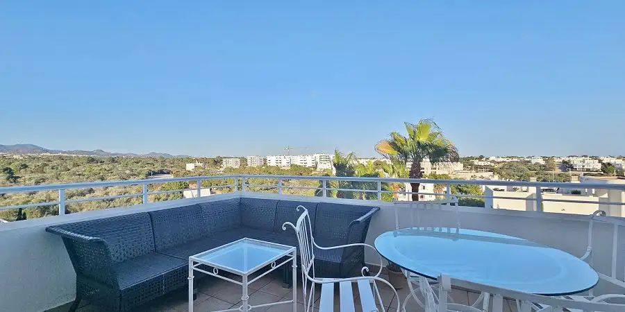 Cala D'or penthouse by the marina of Cala d Or with big terrace. 