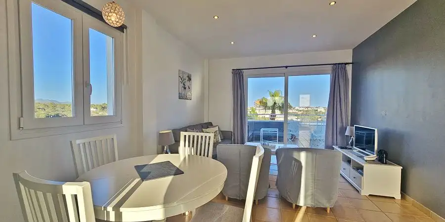 Cala D'or penthouse by the marina of Cala d Or with big terrace. 