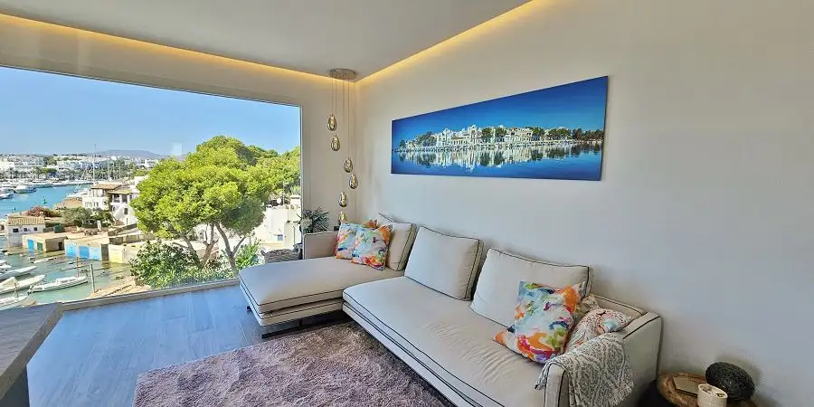 SOLD  Spectacular Penthouse prime position front line, Cala dor, Mallorca 