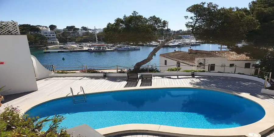 SOLD  Spectacular Penthouse prime position front line, Cala dor, Mallorca 