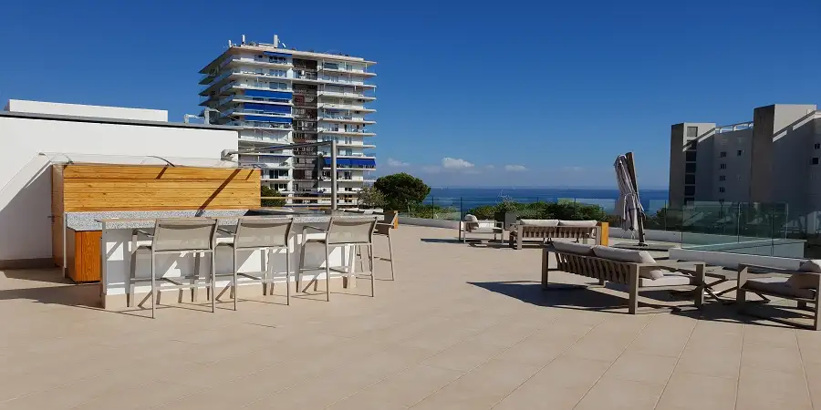 Elegant bright new apartment in Palma Nova with Sea Views, Mallorca 