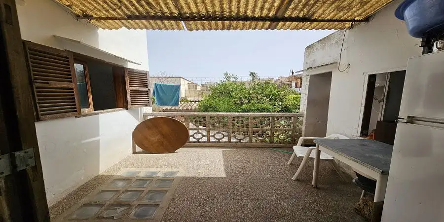 Charming Townhouse in Vintage Setting! Garden and Rooftop Terrace in Felanitx, Mallorca 
