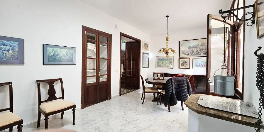 EXQUISITE TOWNHOUSE IN THE HEART OF FELANITX! 