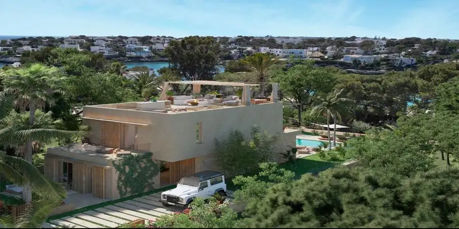 Old town Cala dOr plot of 615 m2 with building permit pool and sea view 