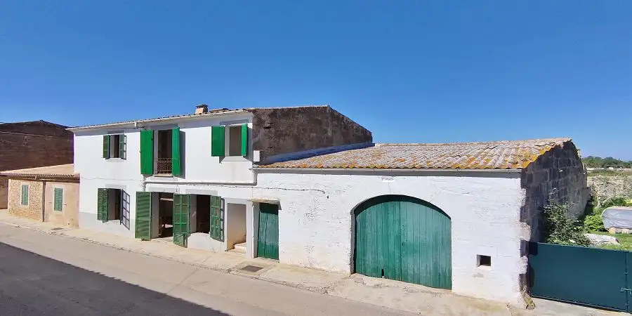 Es Llombards Townhouse project  