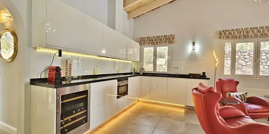 Santanyi Villa with heated pool, modernized and a guest house, Mallorca 