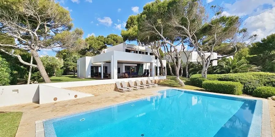 Waterfront luxury villa, Cala d Or Unique opportunity 
