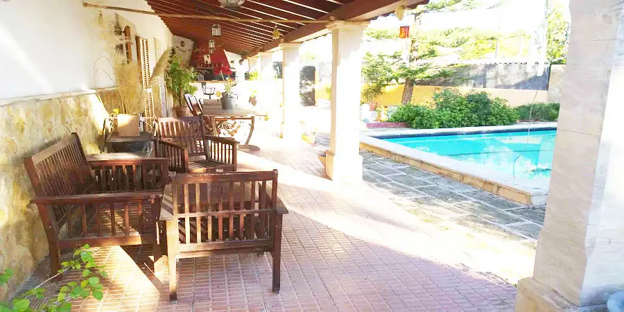 Villa in Son Sardinas near Palma with pool and big plot 