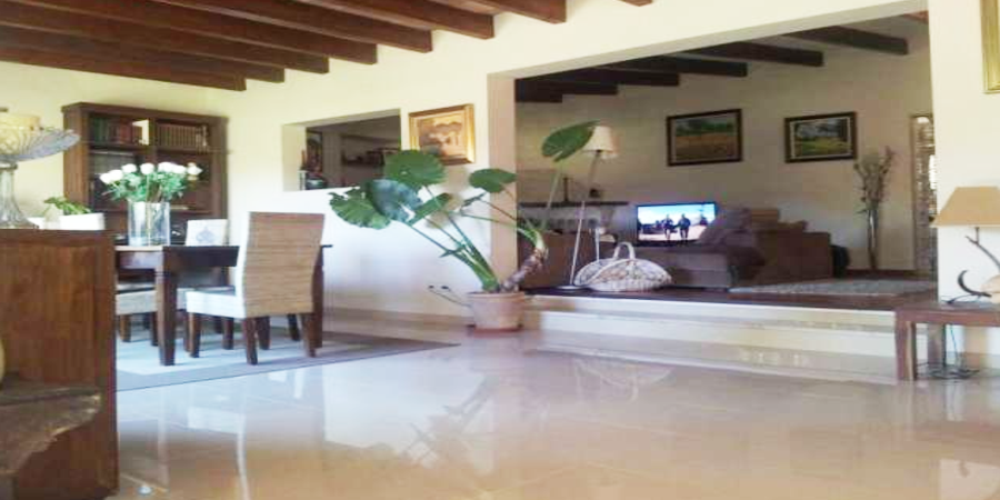 Finca Country home with spectacular view over mountains and vinyards, in Biniali 