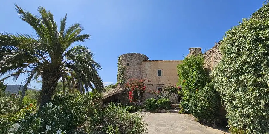Es Carritxo finca for sale with Sea Views, Cala D'Or  