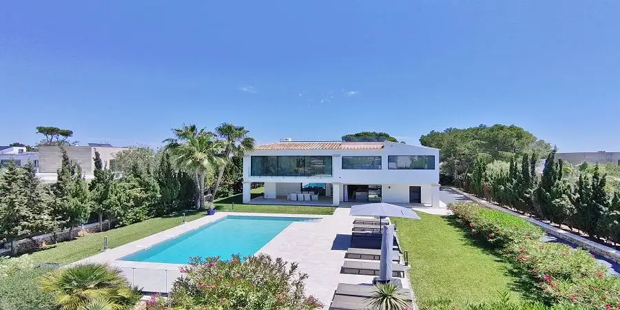 Porto petro modern four bedroom second line villa  