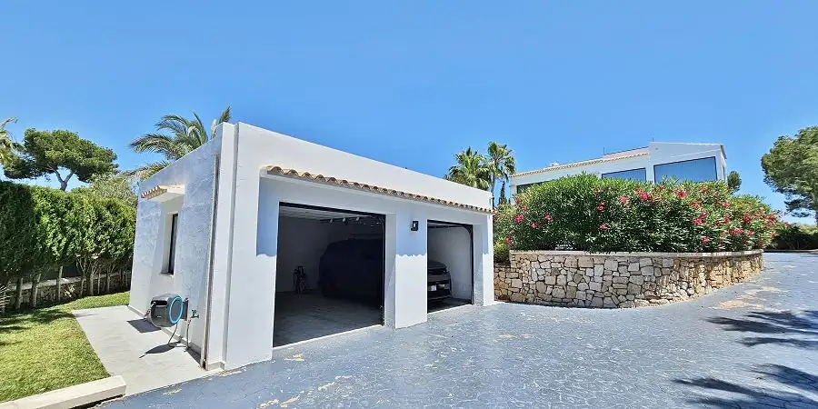 Porto petro modern four bedroom second line villa  
