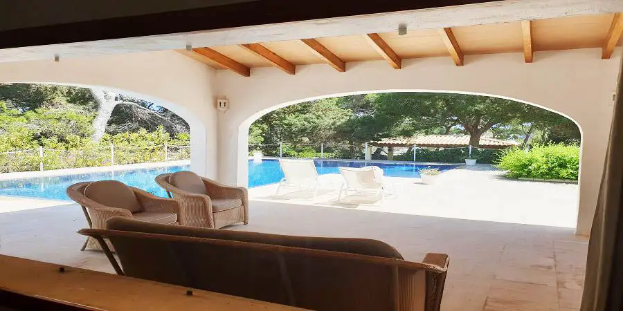 Executive exclusive seafront villa in Portopetro with sea access and mooring  
