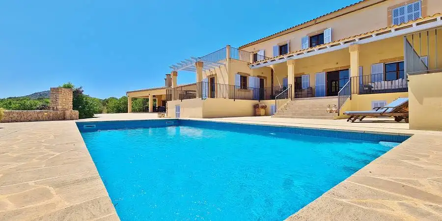 Villa with lovely country views and Pool SouthEast Mallorca 
