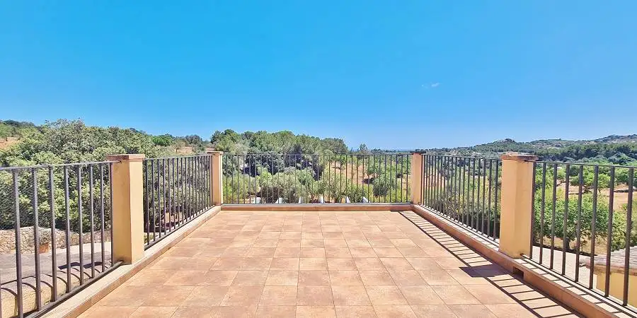 Villa with lovely country views and Pool SouthEast Mallorca 