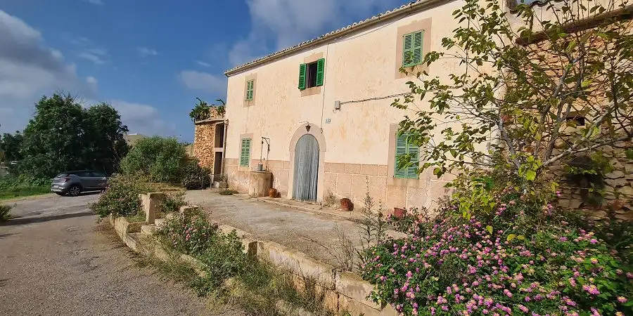 Country house finca with coastal seaview S Horta and big plot, to modernize